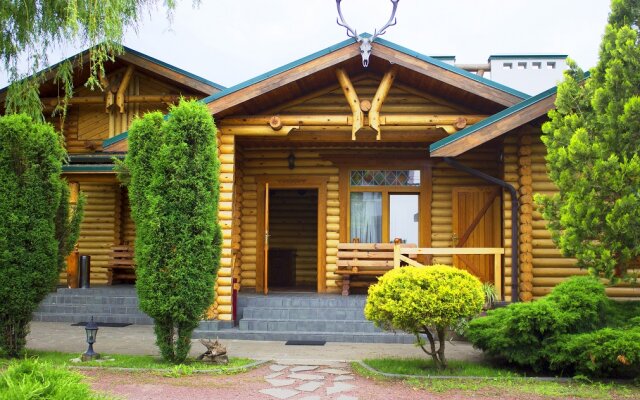 Okhotnichiy Club