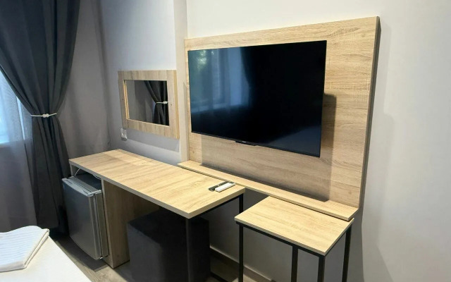 AV Mini hotel