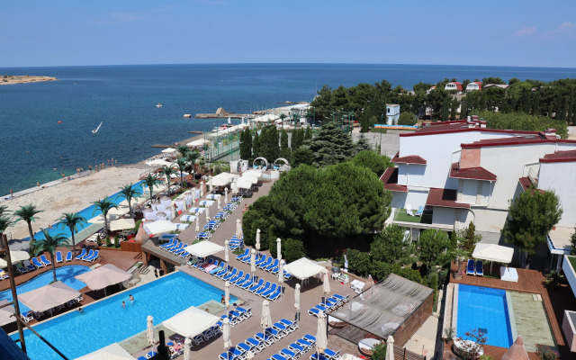 Vodno Sportivnaya Baza Yakht-Klub Yug Recreation camp