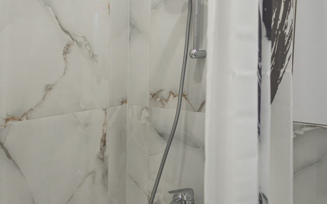 Apartment on the Heights 7