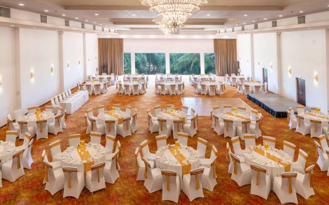 Отель Citrus Waskaduwa