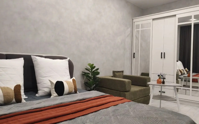 Квартира Живи Тут 89