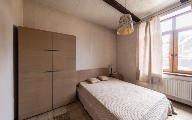 Gorki-2 10 Ulitsa 16 Private House
