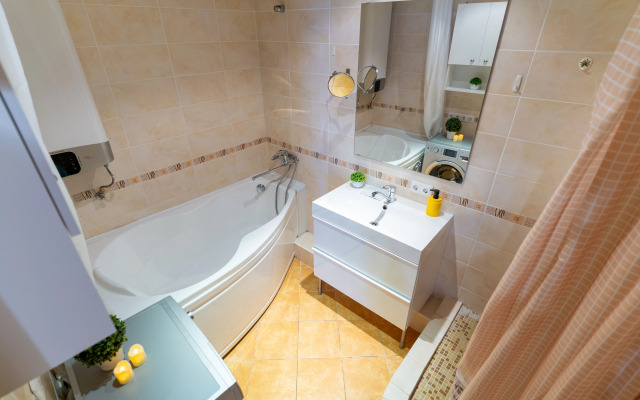 Апартаменты Трёхкомнатные Stepanenkov для 5 Гостей на Татищева 49