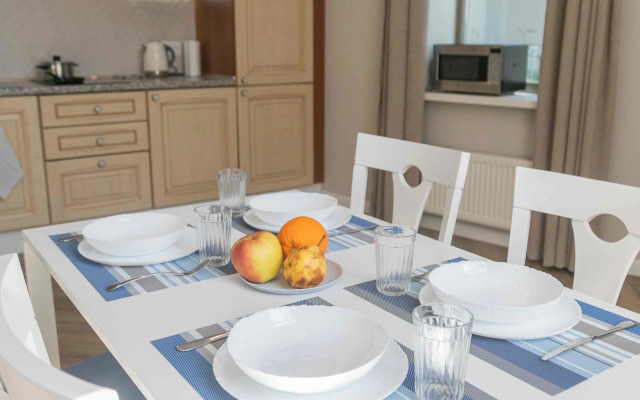 Апартаменты Конная 14