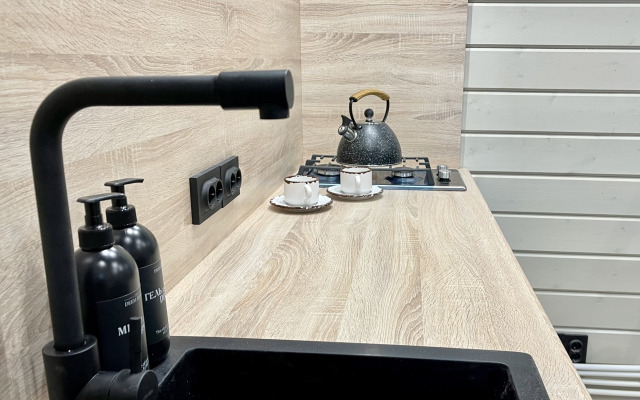 Гостевой Дом Дом для 4-х с Видом на Озеро