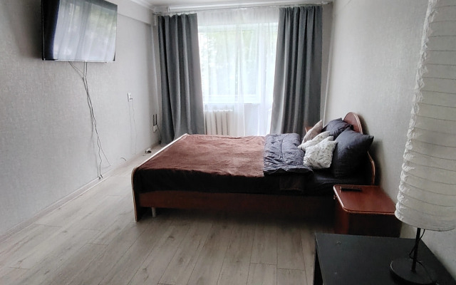Yermak Neftyaniki Flat