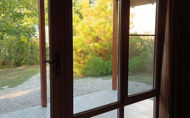 Chalet Vardan Bungalow
