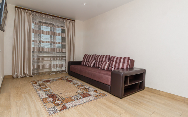 Lenina 64 Apartments