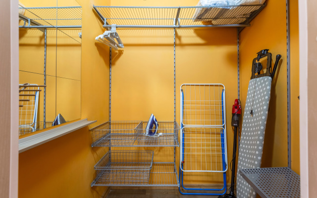 V Novom Dome Na Vasilyevskom Flat