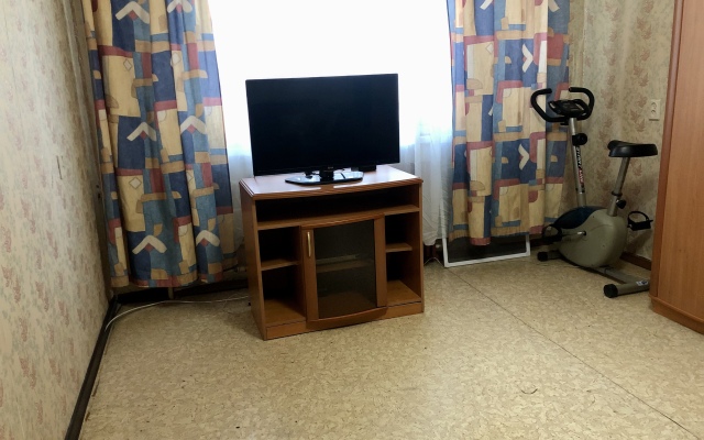 Квартира на проспекте Менделеева 12