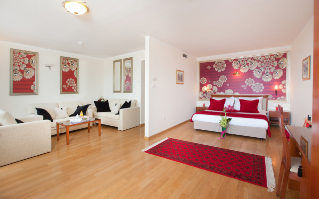Villa Andrea Hotel