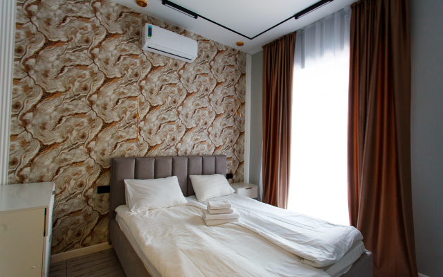 Daymond Private house