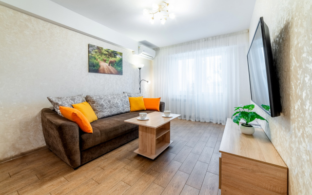 Uyutnaya 2-Kh Komnatnaya Flat