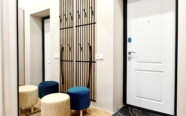 Квартира Двухкомнатная квартира с дизайнерским ремонтом в центре