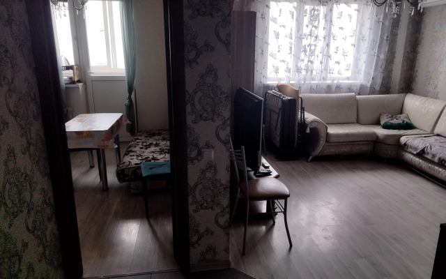 Апартаменты на улице Малиновского 76б/87а