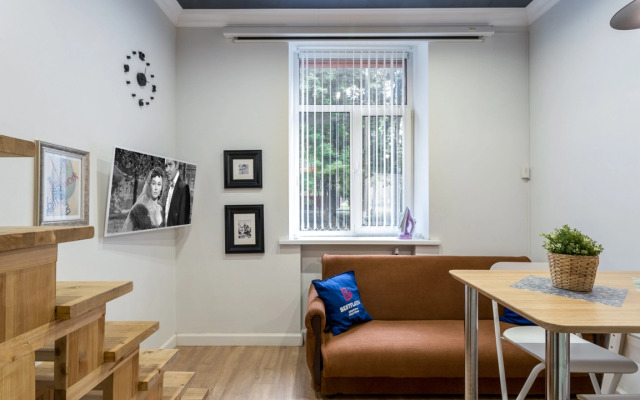 Dvukhurovnevy Lyuks S Vidom Na Gorod Na Vladykino Apartments