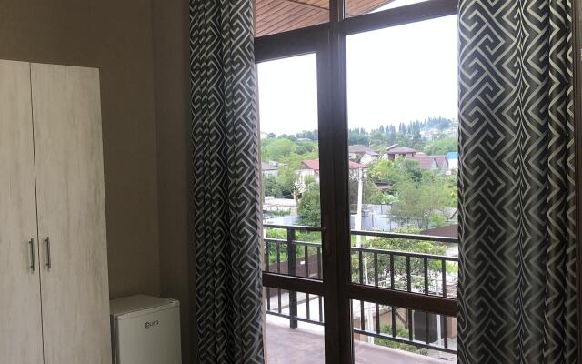 Gostevoy Dom "ilon House"