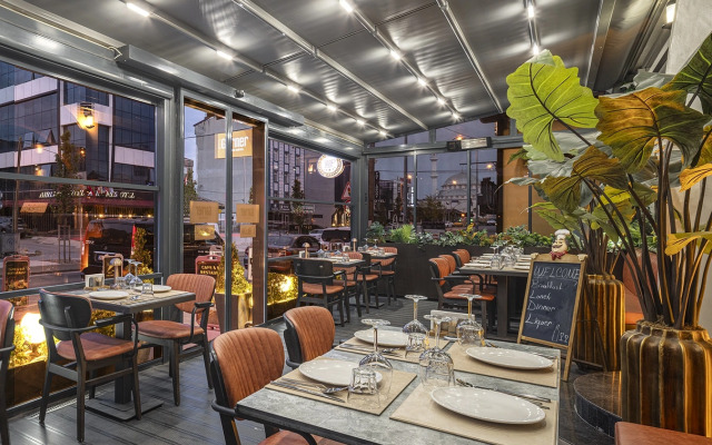 Garner Hotel Istanbul - Airport Arnavutkoy by IHG