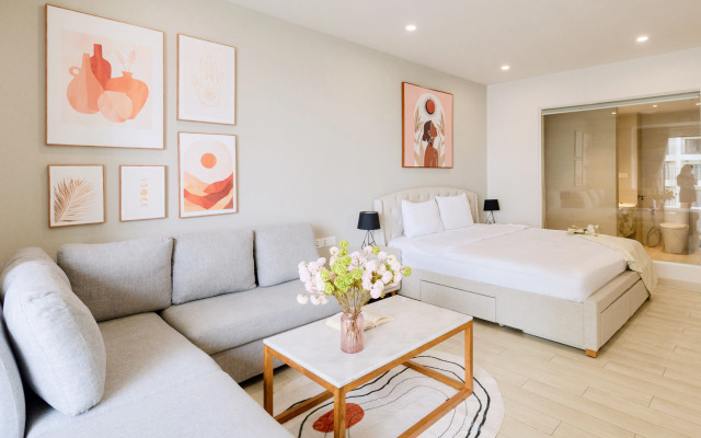Апартаменты La Casa Nha Trang Gold Coast Tower Walk-To-Beach
