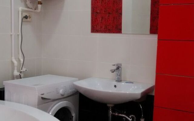 Na Ul. Volodarskogo 3 Flat