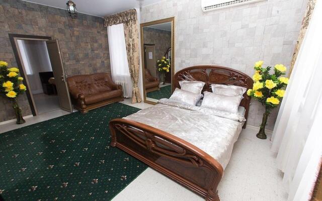 Grelka Hotel