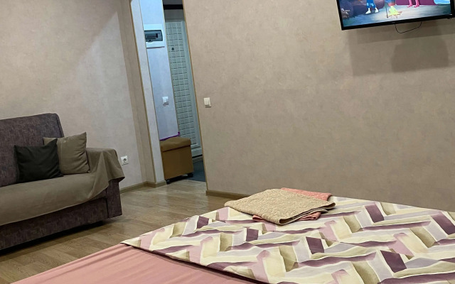 Na Lomonosova 36 Flat