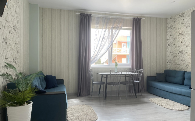 Апартаменты с бассейном и рядом с морем