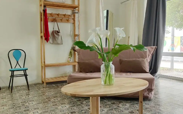 Studio Flat