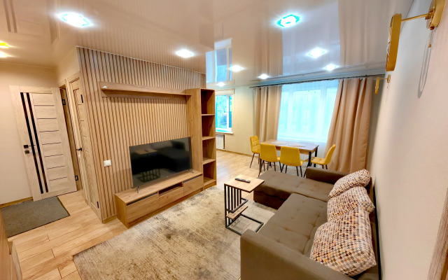 Квартира Юность на Пяти углах , проспект Ленина 86