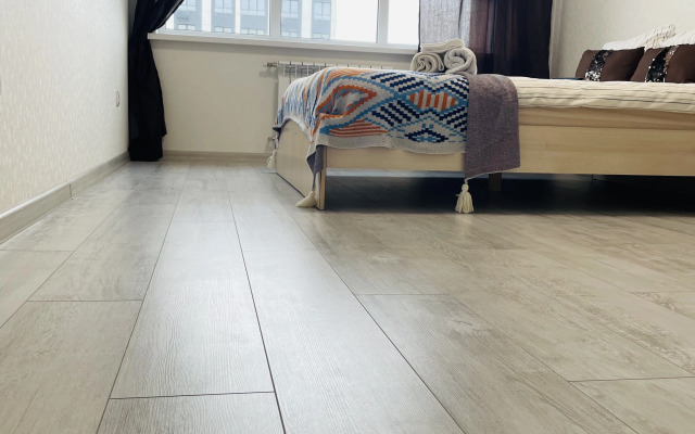 Bolshaya dvushka s otdelnymi komnatami Flat