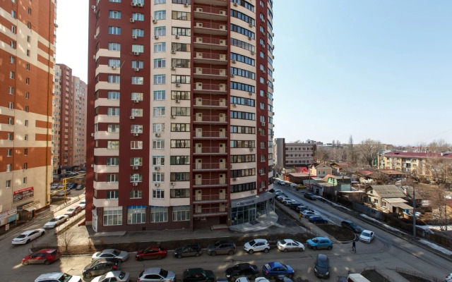 Квартира от компании Хоум Отель на Революционной 4