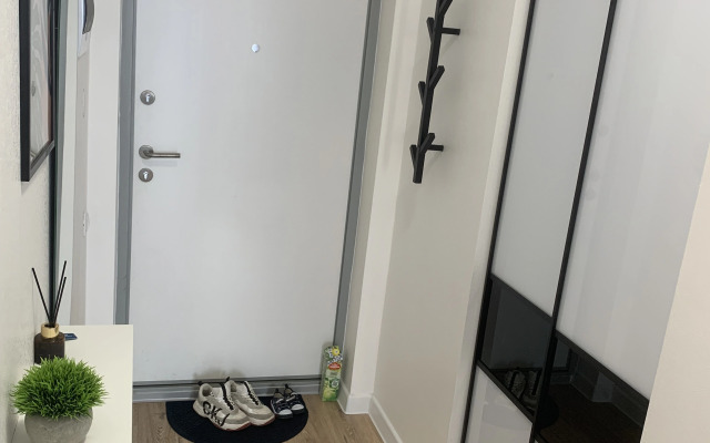 Stilnaya Studiya V Novykh Vatutinkakh Flat