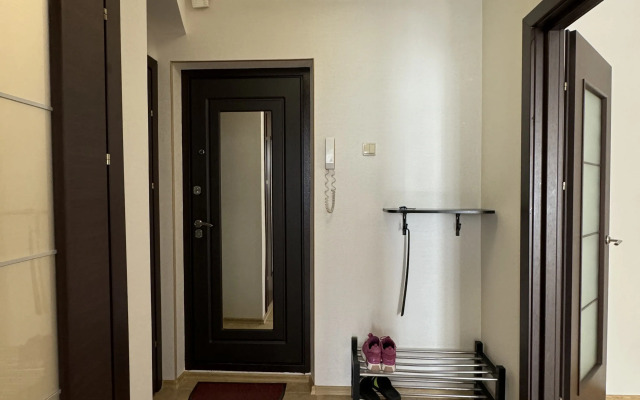 Uyutnaya Ryadom S Megoy Flat