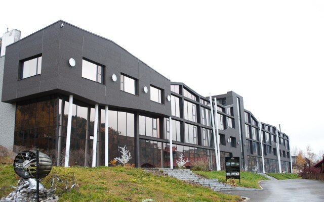 Indigo Sky Apartments