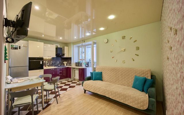 Квартира Просторная 2Комнатная с Видом на Город