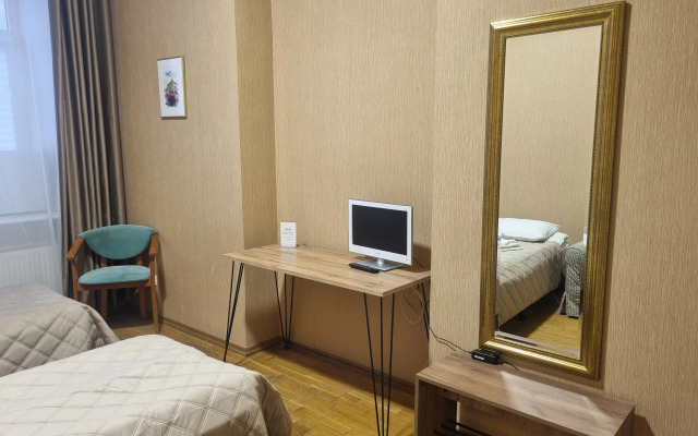 Меблированные комнаты Восстания 3