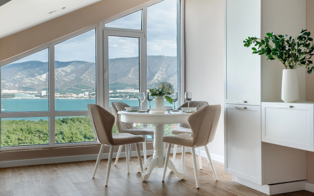 S shikarnym vidom na more Ot Home Group Apartments Flat