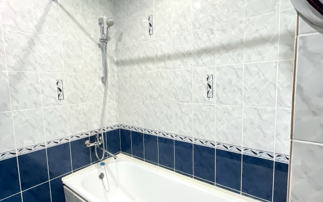 Uyutnye U Berega Volgi S Panoramnymi Oknami Apartments