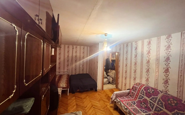 Na Zhukova Apartments