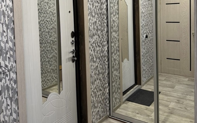 Kommunisticheskaya 5 Flat
