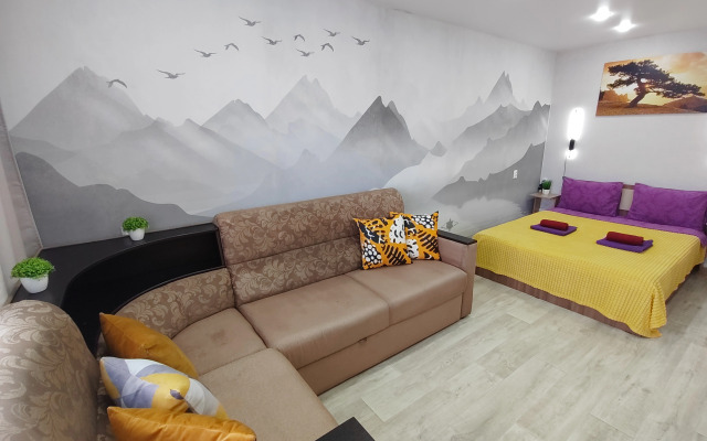 Квартира возле ТРЦ Плазма с лифтом и балконом