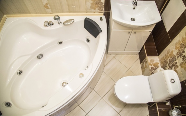 Lyuks u Planety Apartments