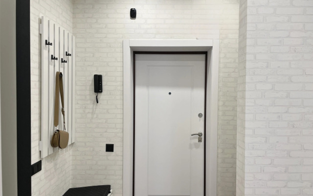 Dizaynerskaya, 2+2 do Kremlya 10 minut Flat