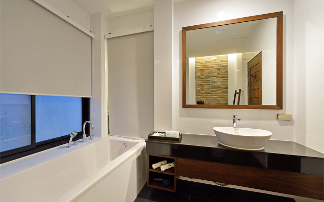 Poonsiri Resort Aonang Hotel
