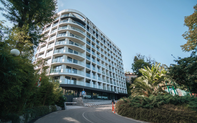 V Sochi Tsentr  Khosty s kruglogodichnym podogrevaemym bassejnom i vidom na more AK Gorka Apartments