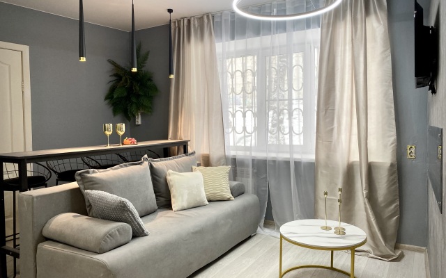 Апартаменты Амурский бульвар 5