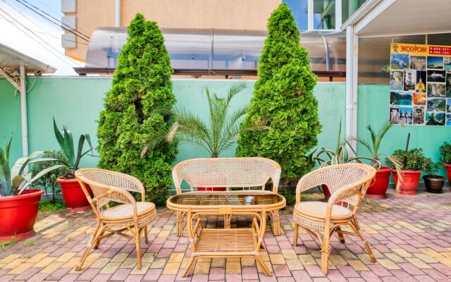 Vosmoe Nebo Hotel