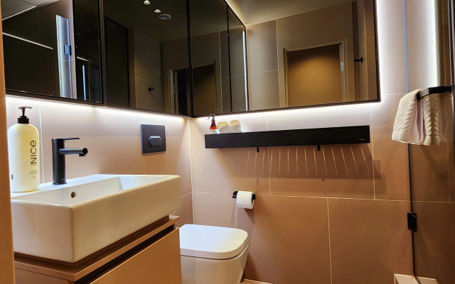 Апартаменты 2+1 (5 минут от ТЦ Галерея) центр Лиговский проспект 56Б