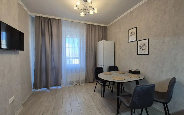 Uyutnaya Odnokomnatnaya C Balkonom Flat